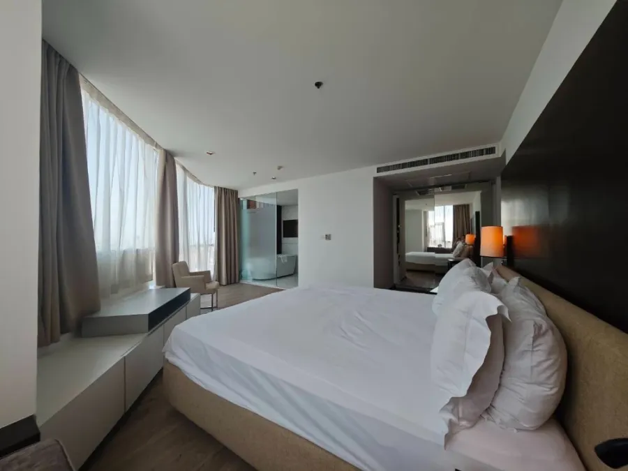 For rent: Sathorn Heritage, 2 bedrooms, fully furnished, hurry and reserve now!