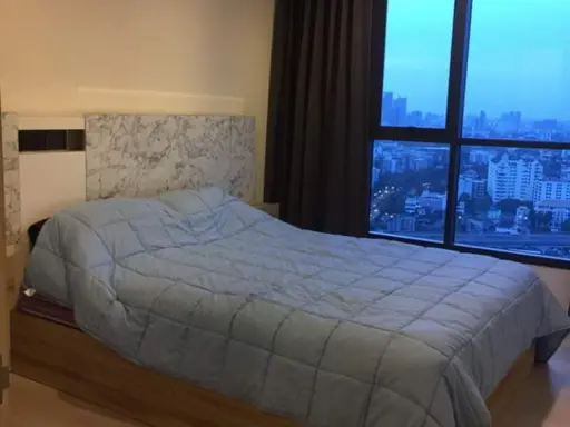 Condo for rent Life Sukhumvit 48 near BTS Phra Khanong, 27th floor, fully furnished, ready to move in, don't wait.
