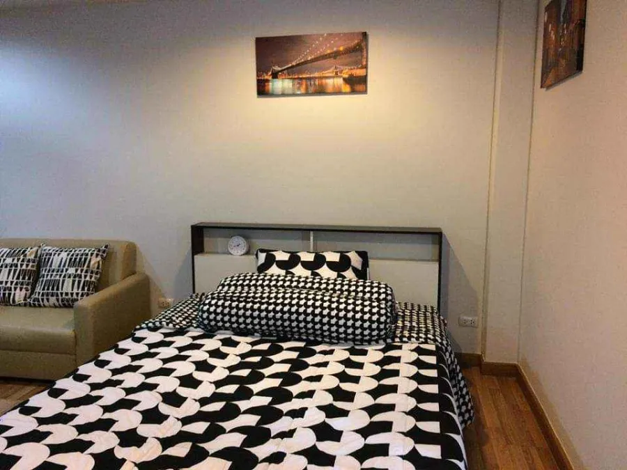ขาย Regent Home 14 สุขุมวิท 93 ห้อง STUDIO ตกแต่งเรียบง่าย เตียงนอนนอนสบาย จองก่อนได้ก่อนจ้า