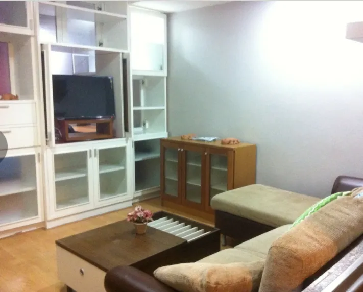 Condo for sale Supalai Park Phaholyothin 21, separate rooms. Good for heart like this. Hurry up.