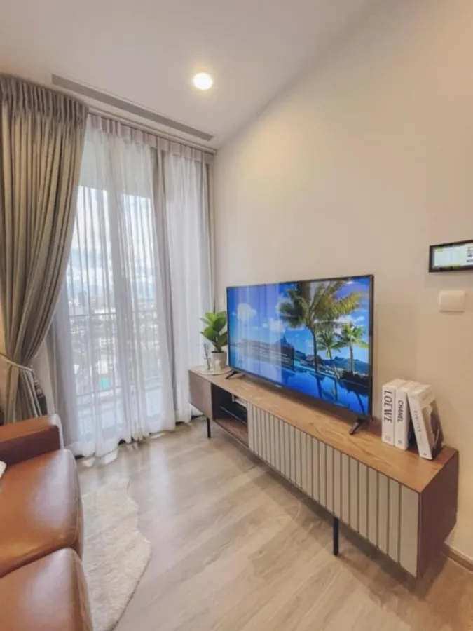 ให้เช่า Oka Haus Sukhumvit 36 ชั้น 16 ห้องน่าอยู่ มาพร้อมการตกแต่งที่ครบครัน จองเลยจ้า