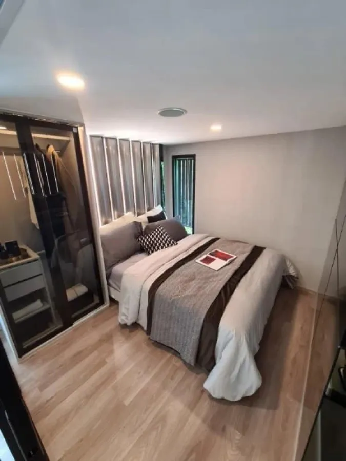 Sale down payment, Condo Knightsbridge Space Rama 4, corner room, southeast, don't miss it.