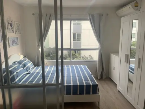 For sale: Lumpini Onnut 46, Building C2, 4th floor. Garden view, bright and airy. Beautiful, clean room with IKEA furniture and complete appliances. B
