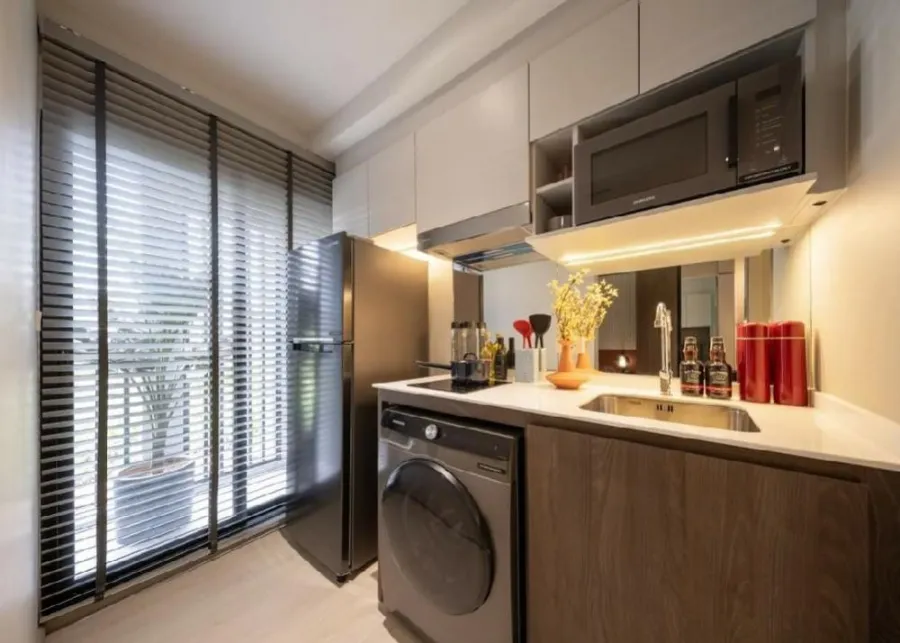 Selling down payment New Cross Khu Khot Station, Building A, 2nd floor, room, beautiful location, near the elevator. If interested, reserve quickly.