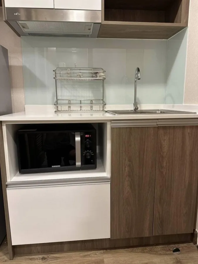 For rent: Sun City, Fai Chai Intersection, decorated room, ready to move in. Good furniture Complete with electrical appliances, don't miss it.
