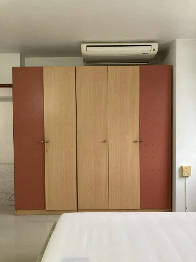 For rent!! Condo Supalai Park Phahonyothin 21, large room, comfortable, not cramped. Fully furnished, move in quickly.