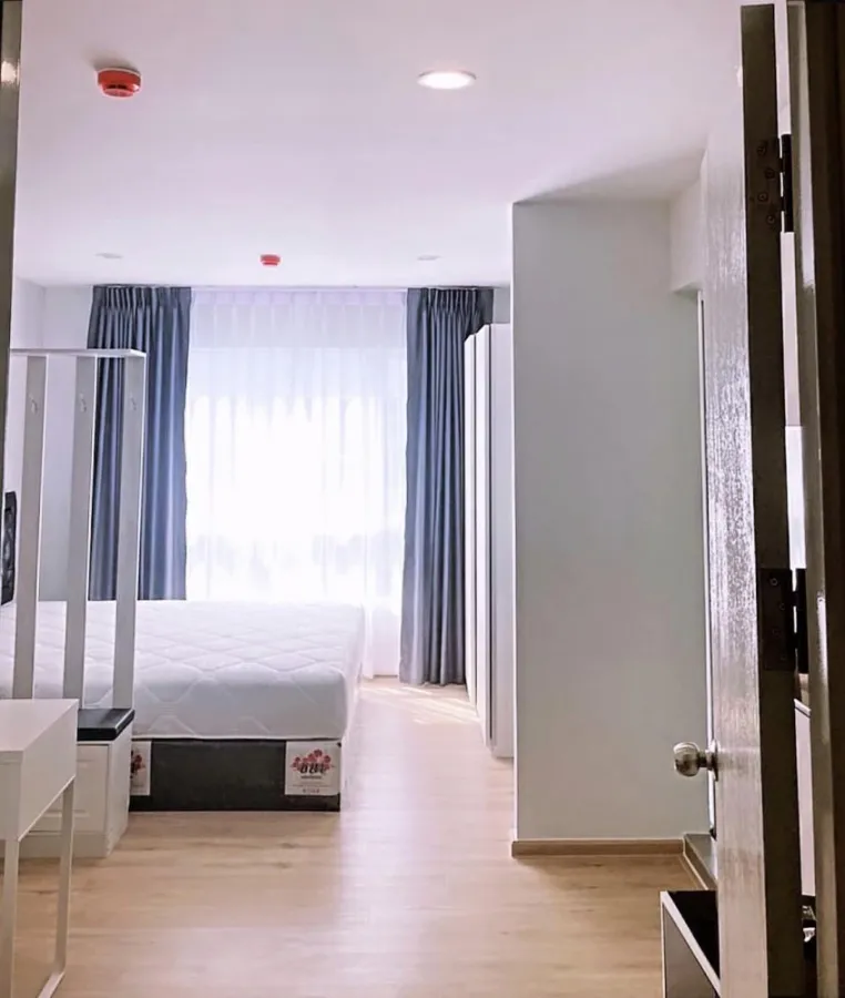ให้เช่า Rye condo ตลาดพลู เฟอร์นิเจอร์ครบ พร้อมเข้าอยู่ ชุดครัวครบครัน มีเครื่องซักผ้า จับจองกันเลย