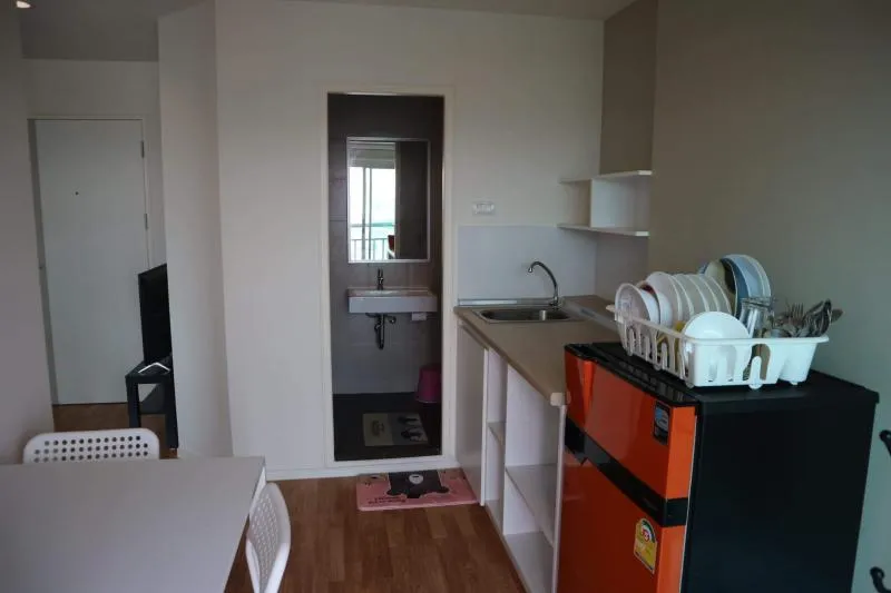 Wide, satisfied, furnishings are available. If you miss this room, it's really a pity. The usable area is 27 sq m.