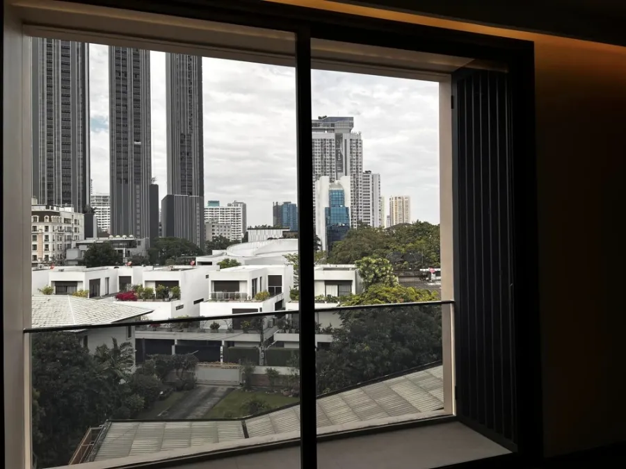 The reserve 61 hideaway 1 bedroom, 1 bathroom, size 57.70 sqm, 5th floor, north balcony, don't miss it.
