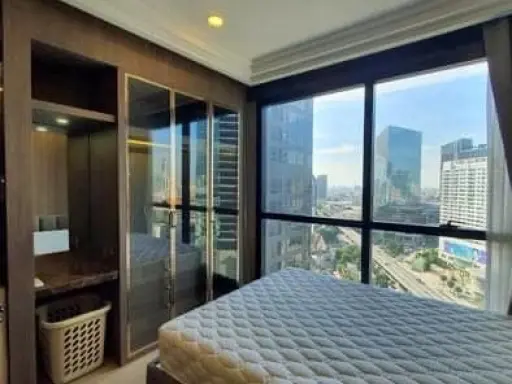 Condo for rent: Ashton Chula - Silom, studio room, built-in, comes with city view. If you miss it, you'll regret it.