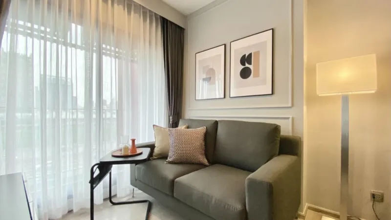 For rent ไลฟ์ อโศก ไฮป์ 1 bedroom Plus มีประตูกั้นโซนครัวอย่างดี สนใจรีบมาจองด่วน อย่ารอช้า
