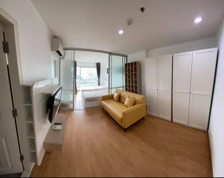 ให้เช่า คอนโด ยู ดีไลท์ @ ห้วยขวาง สเตชั่น ฝั่งสวน กลางวันไม่ร้อน เฟอร์นิเจอร์ครบ ห้ามพลาด