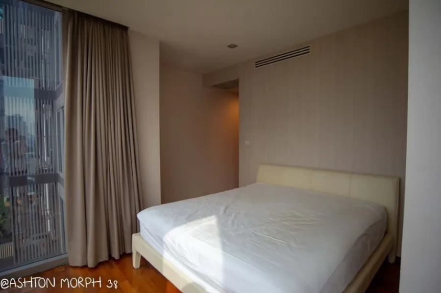 เช่า คอนโด แอชตัน มอร์ฟ 38 ชั้นสูงกำลังดี ห้องใหญ่ เจ้าของใจดี ดูแลห้องอย่างดี พลาดไม่ได้