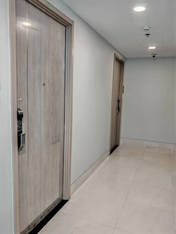 For sale: Supalai Oriental Sukhumvit 39, decorated with built-in furniture as shown in the picture. Good atmosphere, quiet. You'll regret it if you mi