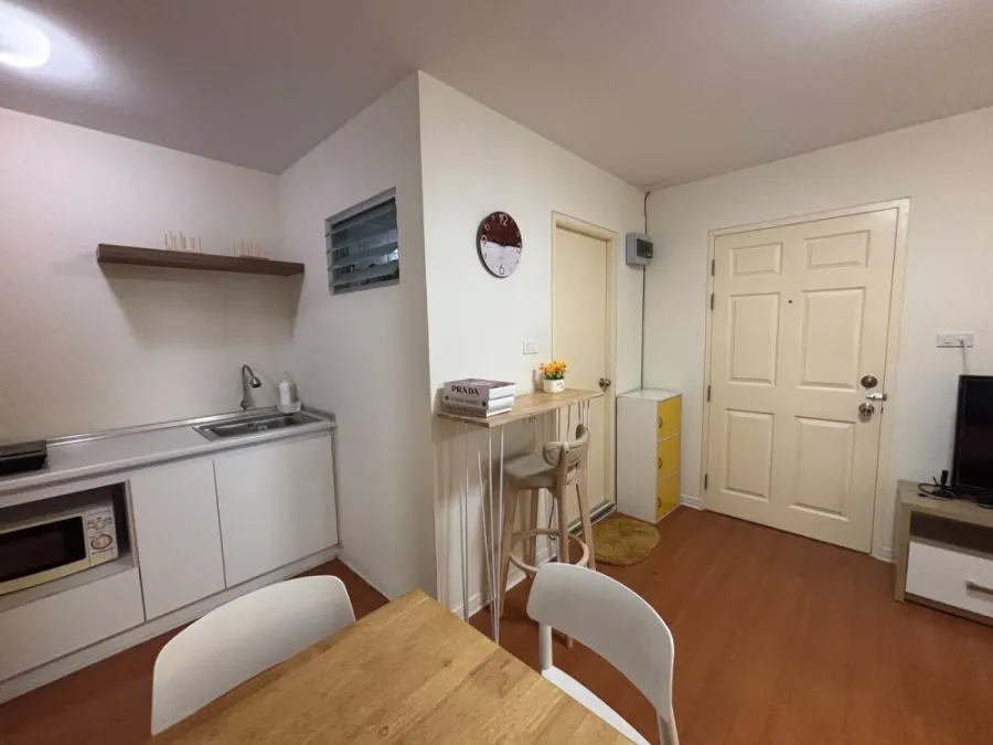 For rent: LUMPINI CONDOTOWN RAMINDRA - LAKSI, 3rd floor, garden view, fully furnished, ready to move in. Book now!