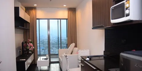 โอ้โห...ห้องสวยสุดยอด วิวสวยไม่บล็อควิว 1 นอน 1 น้ำ ขนาด 35 ตร.ม
