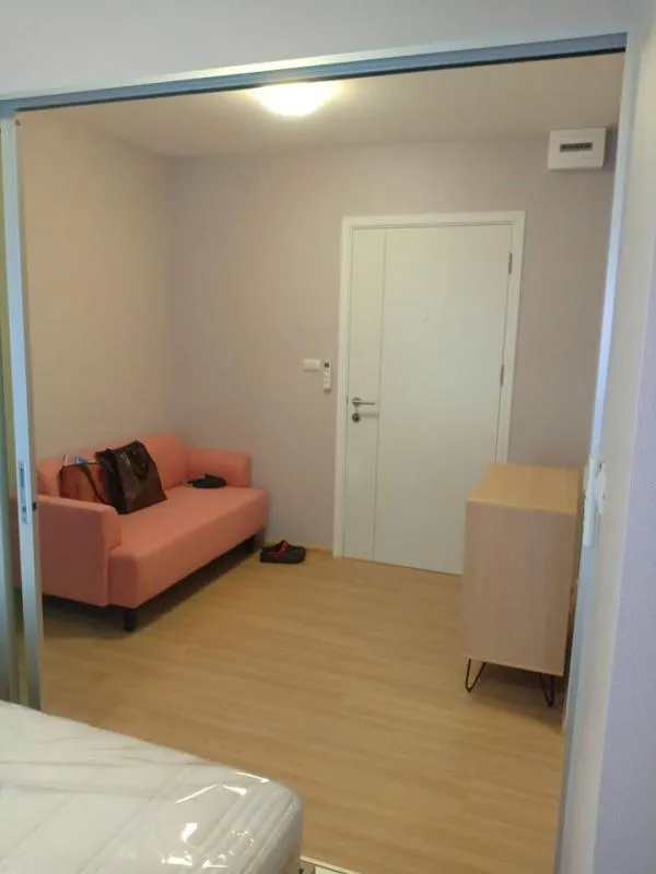 Plum Condo for sale Chaengwattana Station 2, beautiful view, cheap price only 1.65 million baht. Urgent, miss it and you will regret it!!
