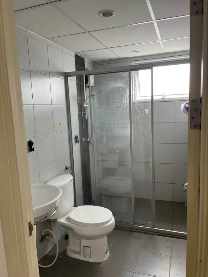 For rent: Supalai City Resort Phranangklao Station–Chaophraya, high floor unit, spacious and comfortable, fully furnished + appliances included. Book