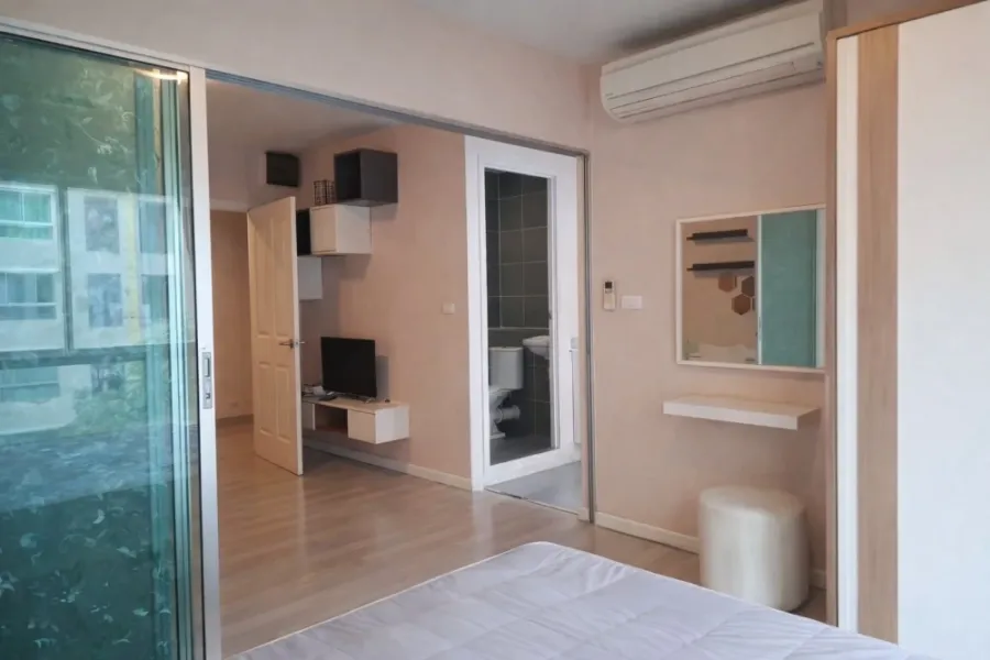 ขาย Plum Condo Laemchabang 1 ห้องนอน 1 ห้องน้ำ เฟอร์ครบครัน วิวสระว่ายน้ำ เดินทางสะดวก จองด่วน
