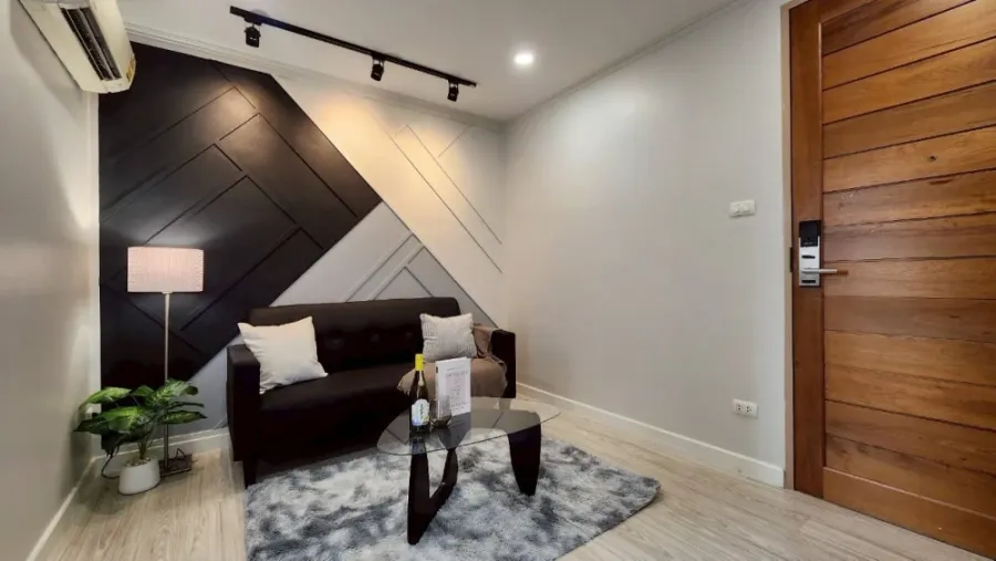 ขาย C Style Condo ชั้น 8 ห้องมุม เงียบสงบ มีความเป็นส่วนตัวสุดๆ พร้อมตกแต่งอย่างดี รีบคว้าไว้เลย