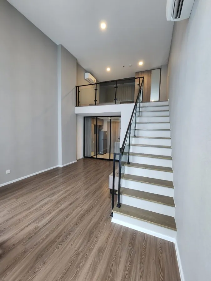 Rent The Origin Phahon - Saphan Mai, Nice Duplex Room Complete electrical appliances, special price, hurry up to reserve