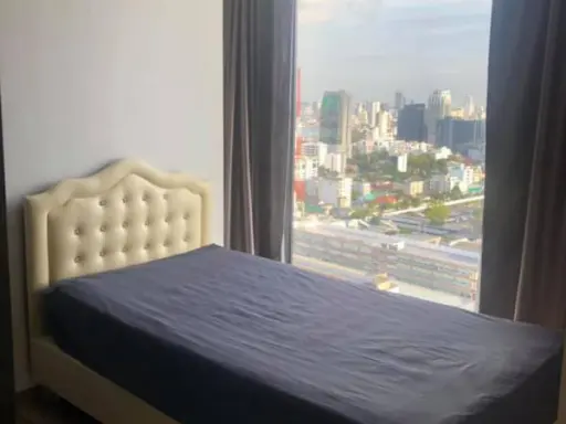For rent, The line Chatuchak-Mochit, 2 bedrooms, Chatuchak view. Good location near BTS, MRT It doesn't get any more convenient.