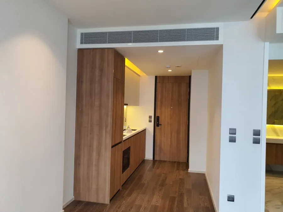 Condo for sale or rent, Muniq Sukhumvit 23, good high floor. Fully furnished Ready to move in