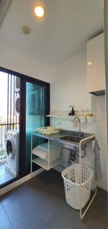 For rent: The Tree Rio Bang O Station, 12th floor, north side, open view, complete amenities. Hurry and reserve now.