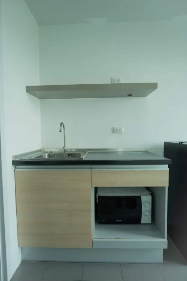 For sale or rent: The Excel Kukot, 8th floor, fully furnished, green area view, very comfortable to the eyes. Book now, don't hesitate.