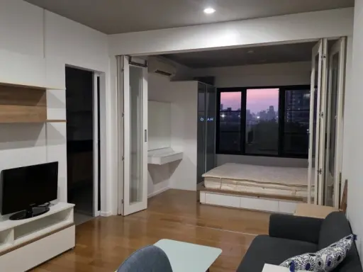 🏙️🕊️ ปล่อยเช่า Blocs 77 อ่อนนุช ห้องใหญ่ วิวแม่น้ำ บรรยากาศดีมาก! 🕊️🏙️