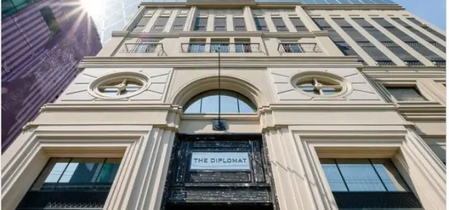 ขาย ให้เช่า คอนโด the Diplomat สาทร 2 ห้องนอน 2 ห้องน้ำ วิวสูง น่าอยู่ จองเลยจ้า images