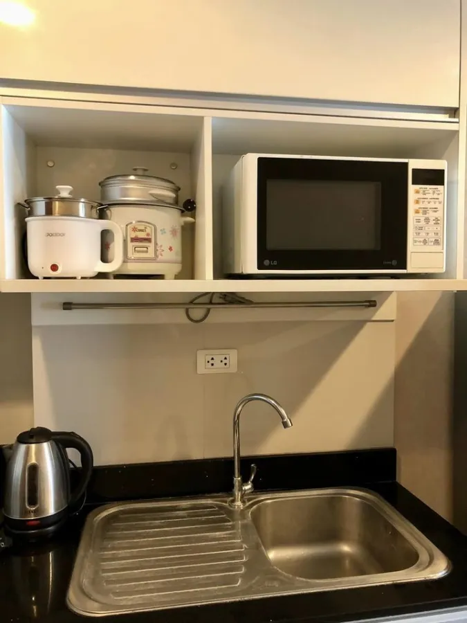 For rent, The Line Phaholyothin Park, spacious room, clear view decorated with style This must be reserved, don't be late.