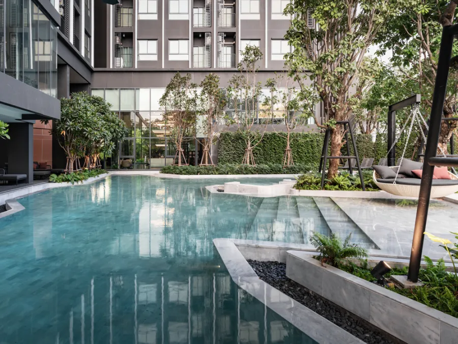 Condo for sale: Ideo New Rama 9, 1 bedroom, 1 bathroom, 6th floor, pool view, bright and airy. Buy now, don't miss out!
