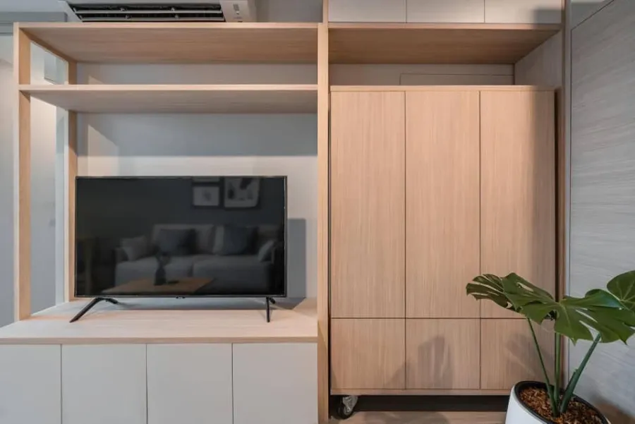 For rent: Life Ladprao, corner room, Panorama view, decorated in a minimalist style, comes with real wood furniture, Fit in style.