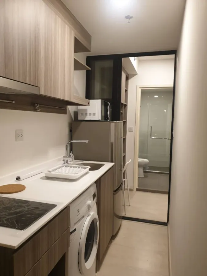 Knightsbridge for rent Phaholyothin-Inter The room is very nice, fully furnished, easy to travel. If you miss it, you will regret it.
