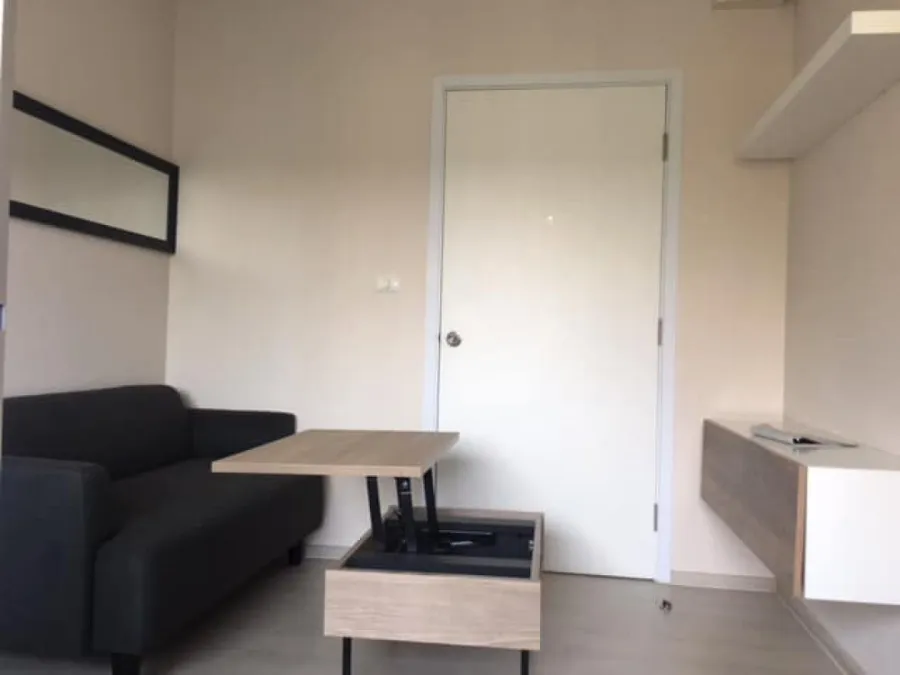 ให้เช่า Plum Condo Park Rangsit 2 ชั้น 8 วิวสระแจ่มๆ เฟอร์อย่างดี อย่ามัวแต่มอง รับจองเลยจ้า