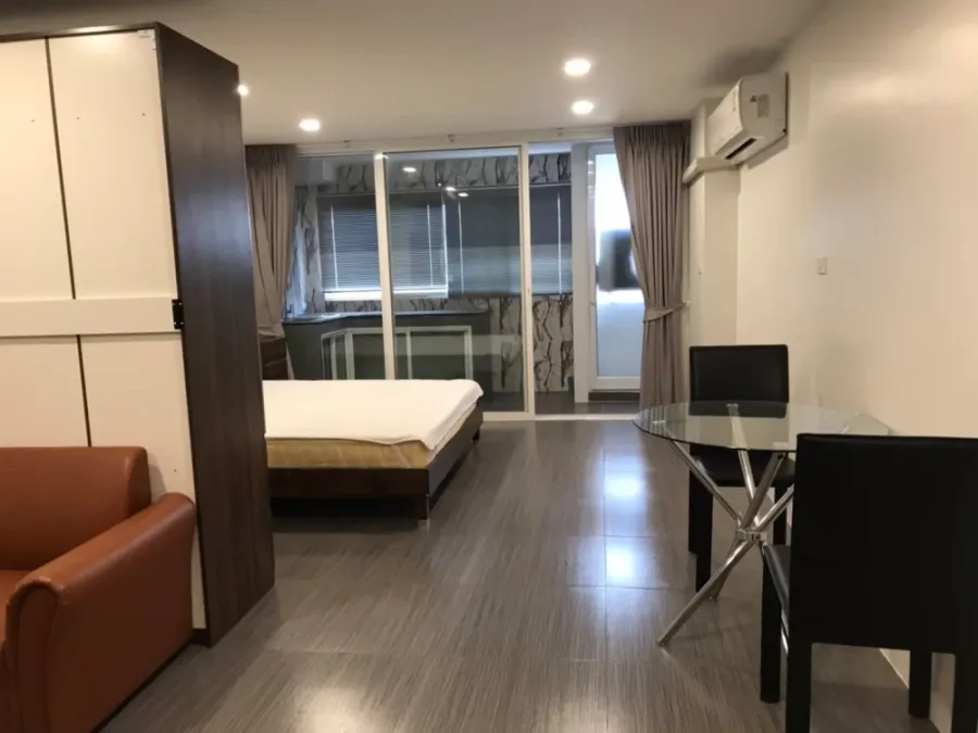 🏠🌃 Condo for Rent: ITF Silom Palace 🏠🌃