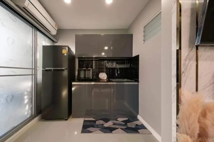 Condo for sale Lumpini Town Bodindecha-Ramkhamhaeng Decorated with luxurious built-ins, very cool and livable. Hurry and own it now.