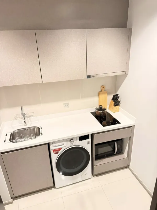 ขาย Life Asoke Rama 9 ห้องแบบ 1 Bedroom Plus , Fully Furnished พร้อมใช้ สิ่งอำนวยครบครัน