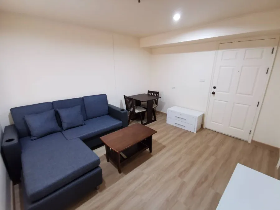 For sale, rent urgently!! Condo Lumpini Ville Sukhumvit 77, fully furnished, beautiful room, large size, near BTS, very cheap price!!