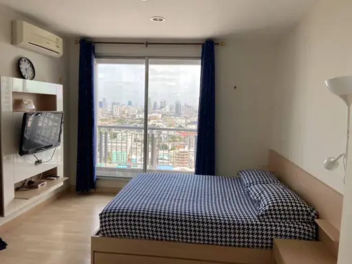 For rent Rhythm Ratchada, very beautiful room, spacious area, not uncomfortable. Get a great view of the city All done in one room. Let's move.