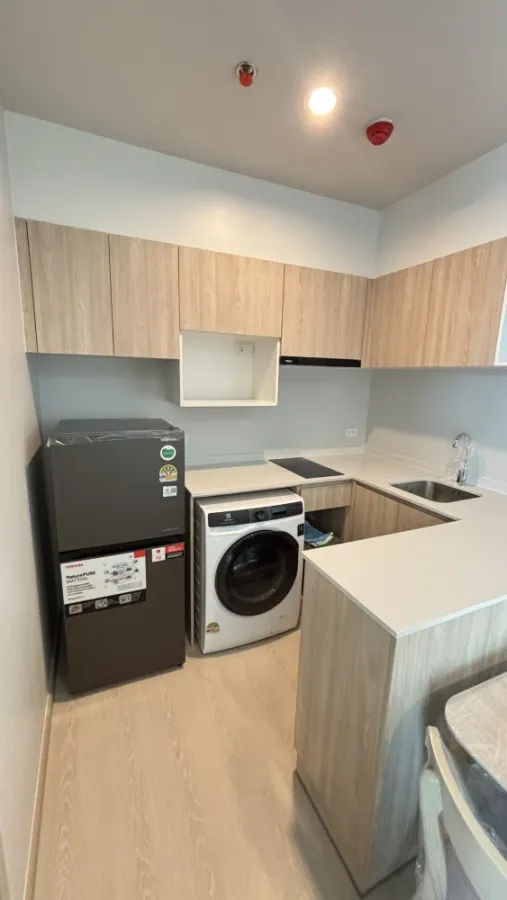 For rent: Noble NUE Mega Plus Bangna. Ready to move in, fully furnished, spacious and comfortable room. Book now!
