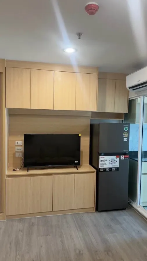 For rent: Regent Home Bangna. Hotel-style rooms, quiet and comfortable. Beautiful, cozy, minimalist design with high-quality furniture. Book now!