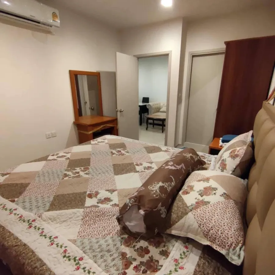 ขายด่วนๆ Life Sukhumvit 48 ห้องกว้างขวาง พื้นที่ใช้สอยจุใจ เฟอร์นิเจอร์ครบ พร้อมอยู่ได้ทันที รีบจอง