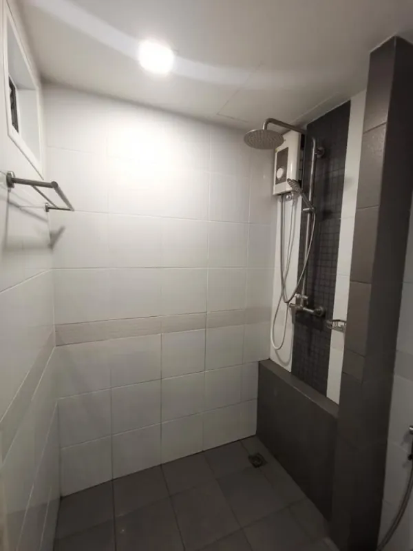 ขาย คอนโด เจดับบลิว คอนโด แอด ดอนเมือง ชั้น 3 ห้องมุม พร้อมเฟอร์นิเจอร์และเครื่องใช้ไฟฟ้าครบครัน