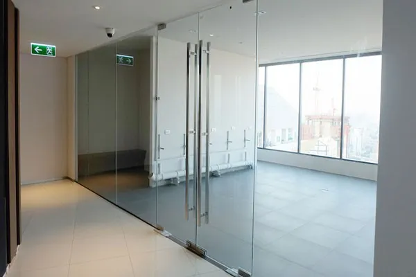 ให้เช่า!! คอนโด เดอะ ลุมพินี 24 ชั้น 12 ห้องสวย Luxury Modern สุดหรู ห้องมุม รีบจองเลย!!