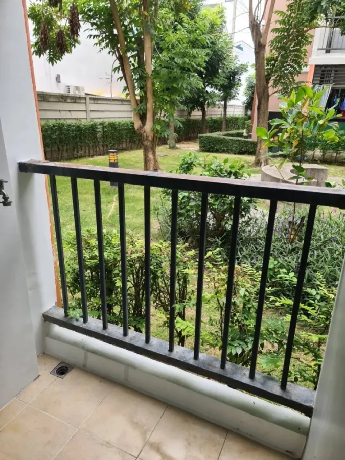 For rent: Miami Bangpu, corner unit, quiet, great location, convenient transportation. How can you resist booking this?