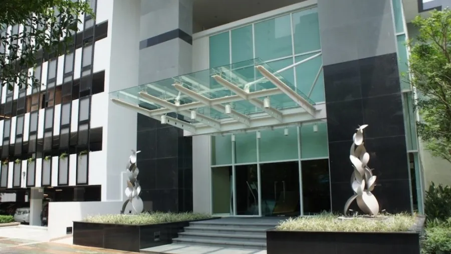 Urgent sale, The Parkland Grand Asoke-Phetchaburi, fully furnished, convenient to travel, do not hesitate, hurry