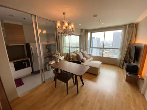 For rent, U Delight Residence Pattanakarn-Thonglor, size 35 sq.m., 21st floor, good view, fully furnished, move now, don't hesitate.