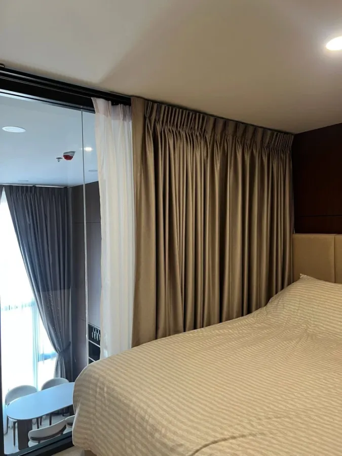 ให้เช่า Aspire Vibha-Victory คอนโด 2 ชั้น อยู่ชั้นสูงมากๆ มีอีกห้องที่สามารถเป็นห้องนอนหรือห้องทำงานก็ได้ รีบจองเลย